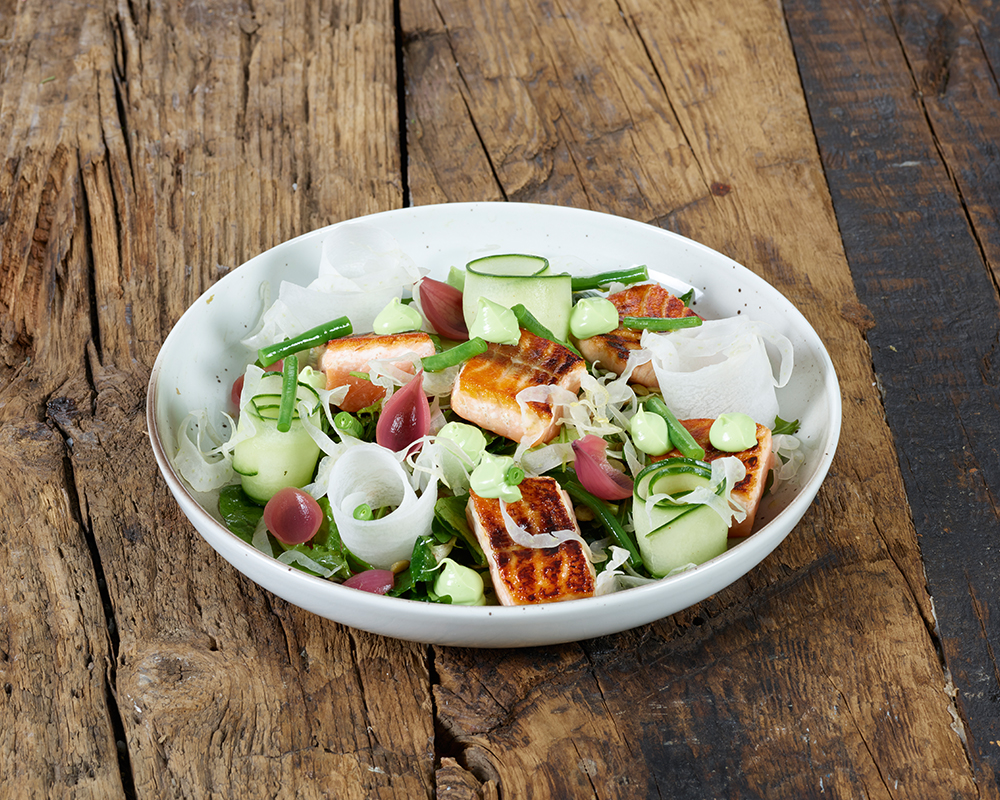 Brent laks,linser,dillmajones,mix salat og grnnsaker crudite