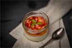Yuzu pannacotta i glass